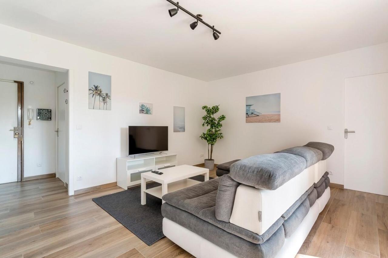 Suite Granges En Rez-De-Jardin Pour 4 Voyageurs Lyon Dış mekan fotoğraf