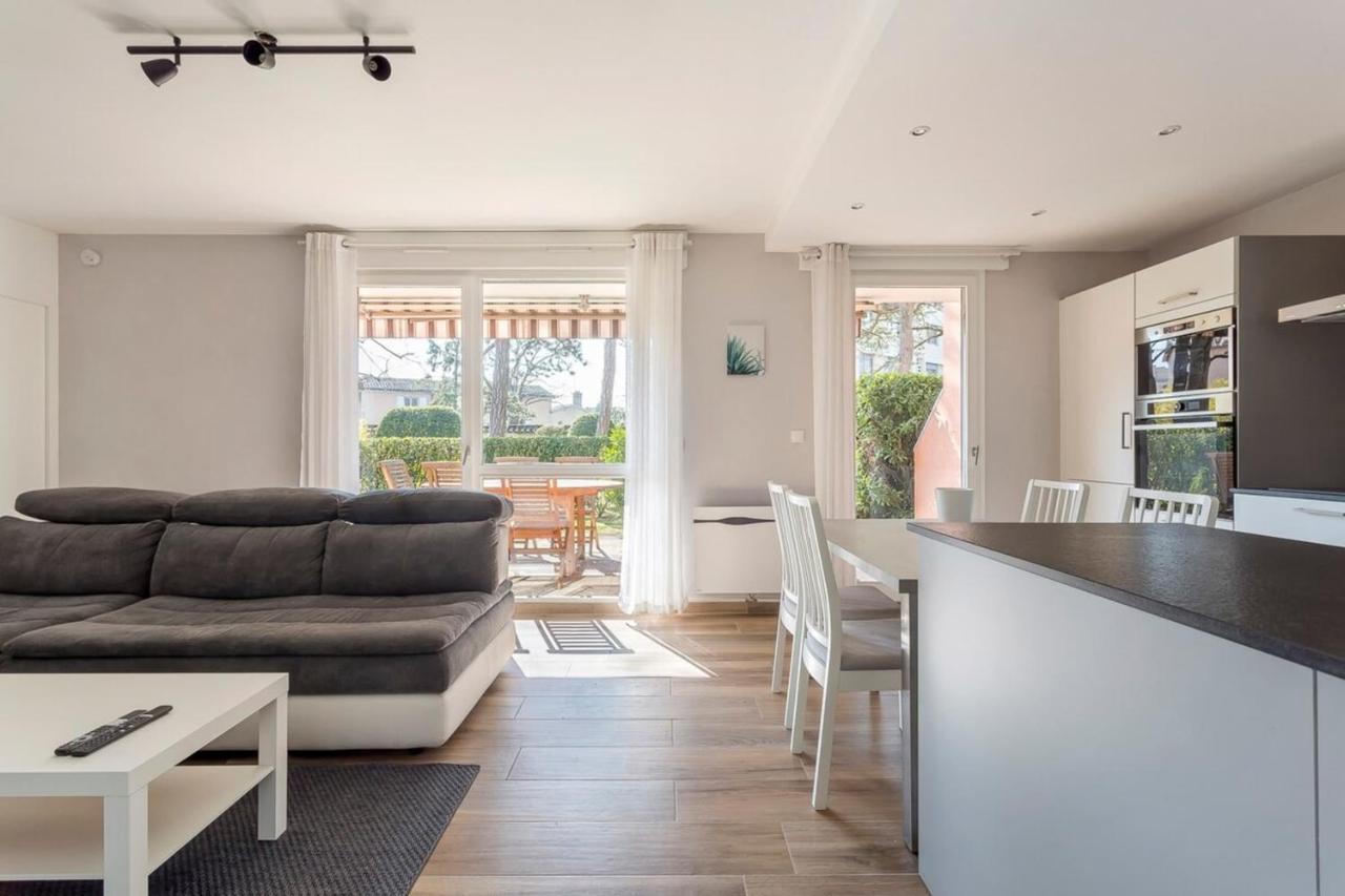 Suite Granges En Rez-De-Jardin Pour 4 Voyageurs Lyon Dış mekan fotoğraf