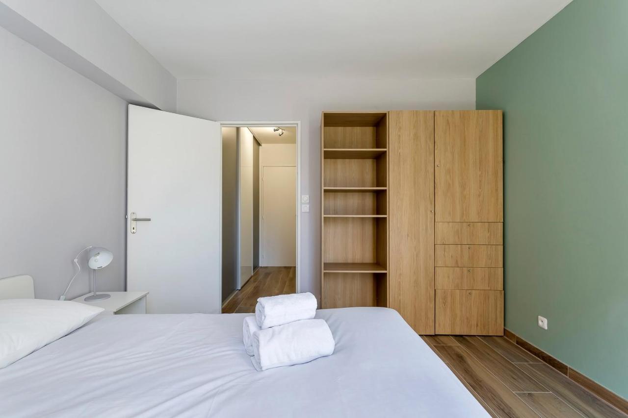 Suite Granges En Rez-De-Jardin Pour 4 Voyageurs Lyon Dış mekan fotoğraf