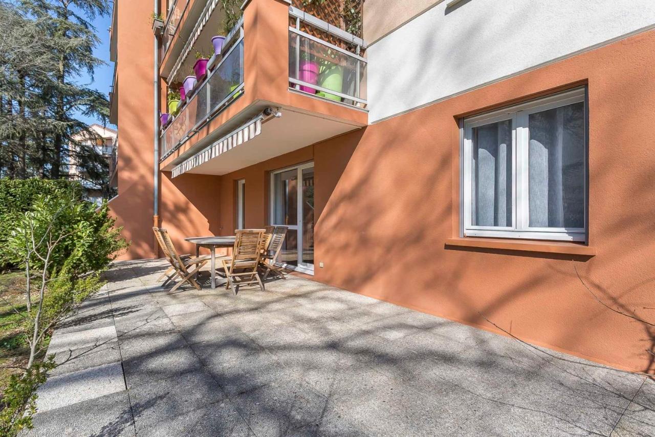 Suite Granges En Rez-De-Jardin Pour 4 Voyageurs Lyon Dış mekan fotoğraf