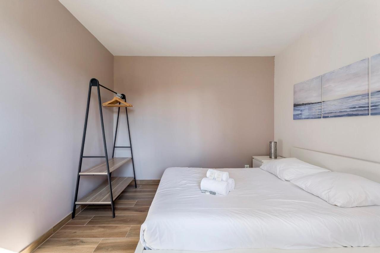 Suite Granges En Rez-De-Jardin Pour 4 Voyageurs Lyon Dış mekan fotoğraf