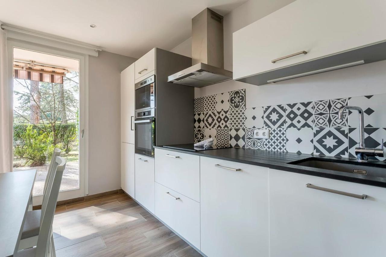 Suite Granges En Rez-De-Jardin Pour 4 Voyageurs Lyon Dış mekan fotoğraf
